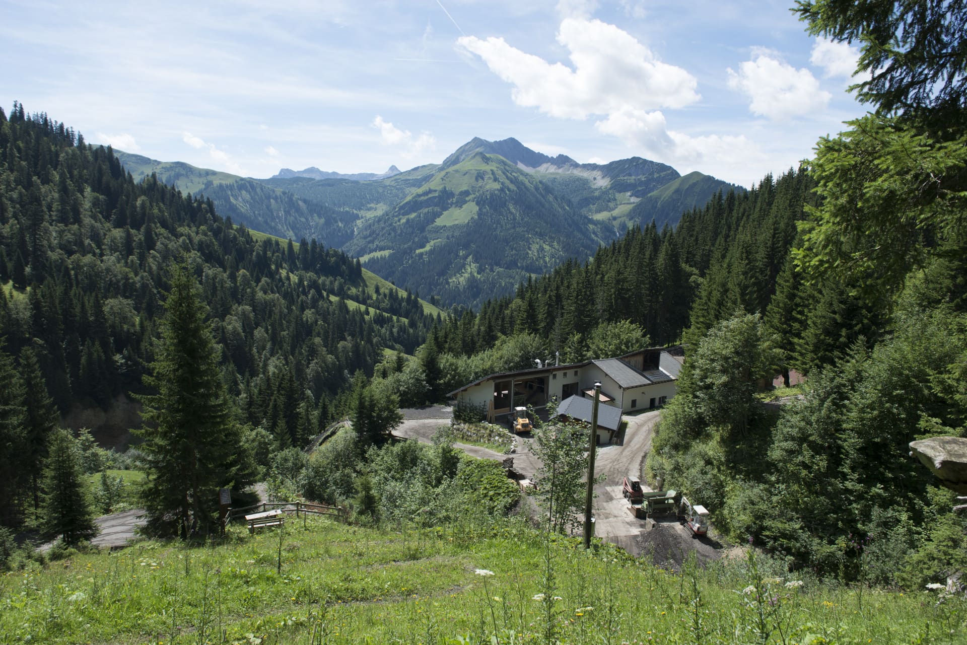 Betriebsgelände Tiroler Steinölwerke im Bächental
