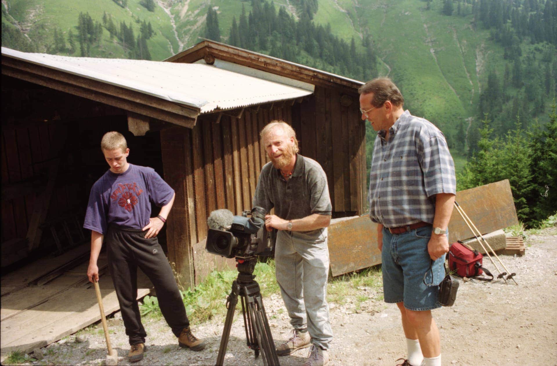 Dreharbeiten in der Steinölbrennerei